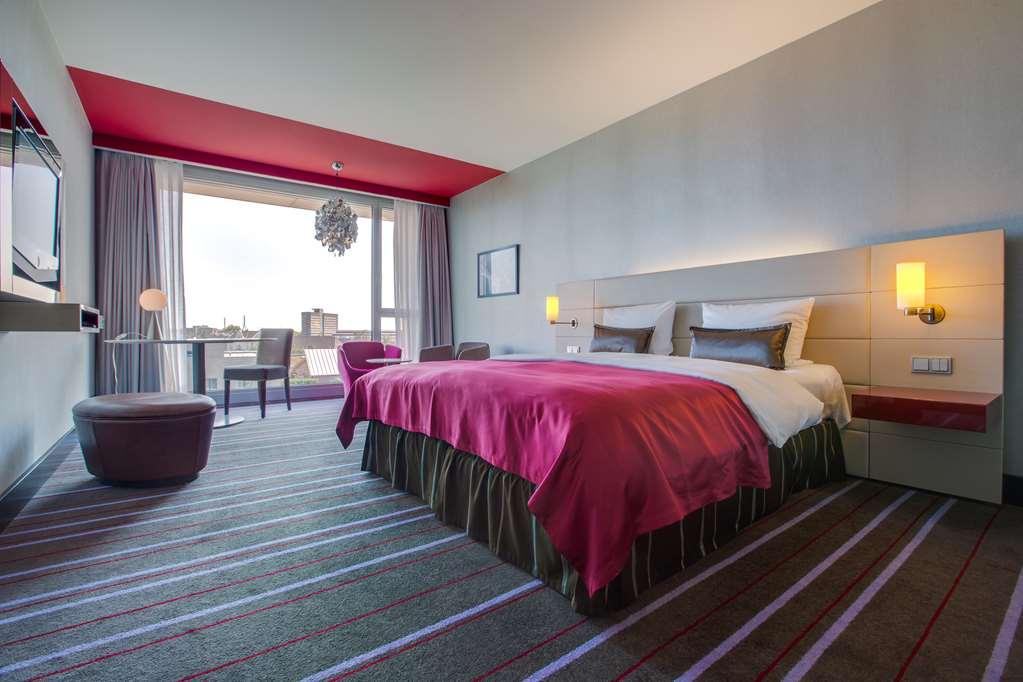 Radisson Blu Media Harbour Hotel, Düsseldorf Kamer foto